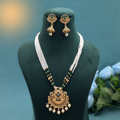 Green Color Temple Necklace Jewelry Set Featuring Artistic Traditional Jewelry Appeal