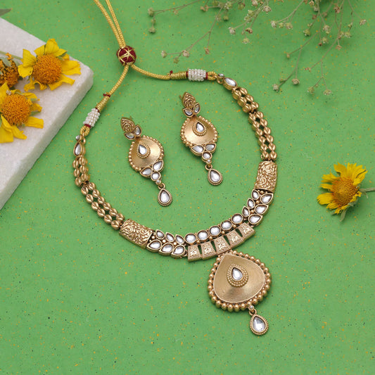 White Color Temple Necklace Jewelry Set Featuring Elegant Antique Gold Finish
