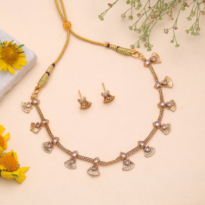 White Color Temple Necklace Jewelry Set with Beautiful Heritage Jewelry Design