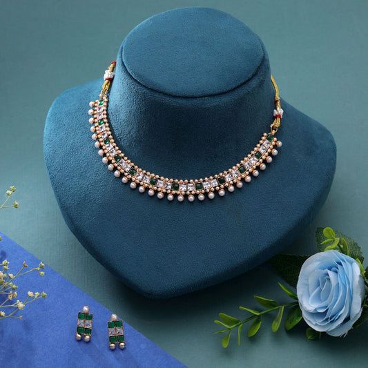 Schmuckset Tempelkette in Grün mit anmutigem ethnischem Erbe-Design