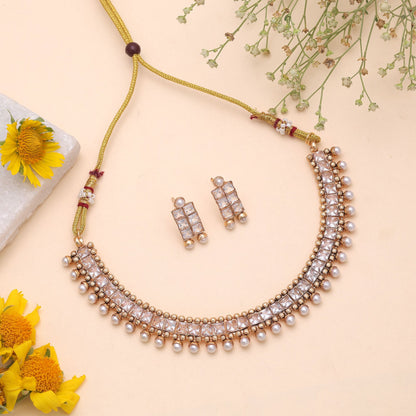 White Color Temple Necklace Jewelry Set Featuring Beautiful Traditional Bridal Look