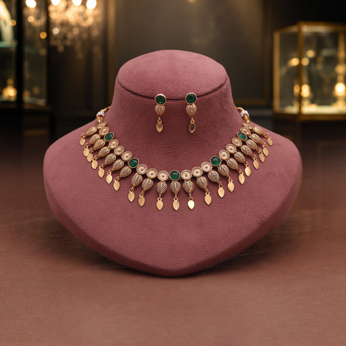 Lush Royal Green Color Matte Gold Necklace Set Featuring Stylish Drop Earrings