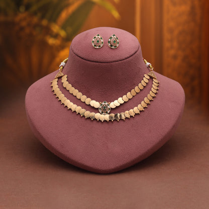 Stunning Green & White Color Matte Gold Necklace Set With Stud Earrings