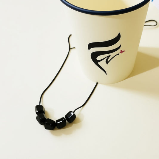 Classy Black Color Fashion Necklace With Modern Detailing For Evening Outfits