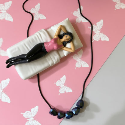 Beautiful Blue Color Fashion Necklace With Crystal Detailing For Wedding Occasions