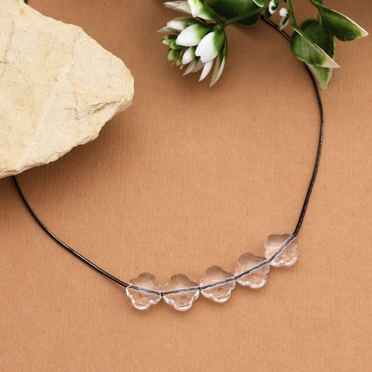 Stunning White Color Fashion Necklace With Elegant Beads Perfect For Formal Events