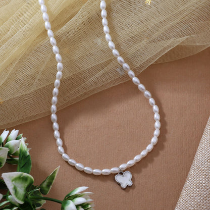 Elegant White Color Fashion Necklace For Party And Casual Occasions