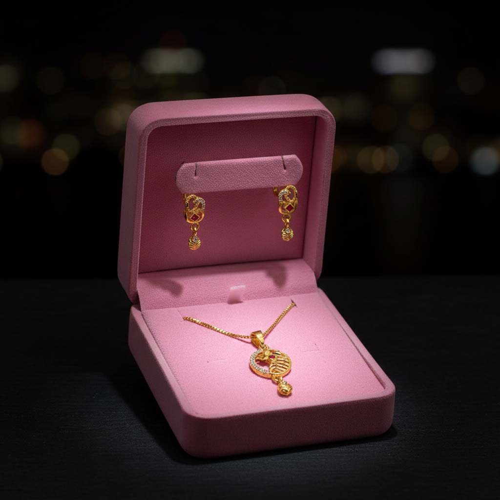 Goldfarbenes Ketten-Set mit Ohrringen, vielseitig einsetzbar für traditionellen Schmuck