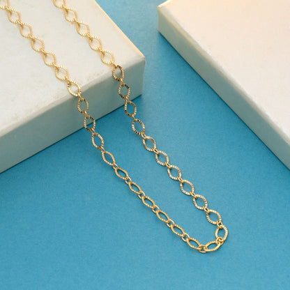 Gold Color Fashion Chain Necklace Offering Versatile Elegance For Everyday Fashion