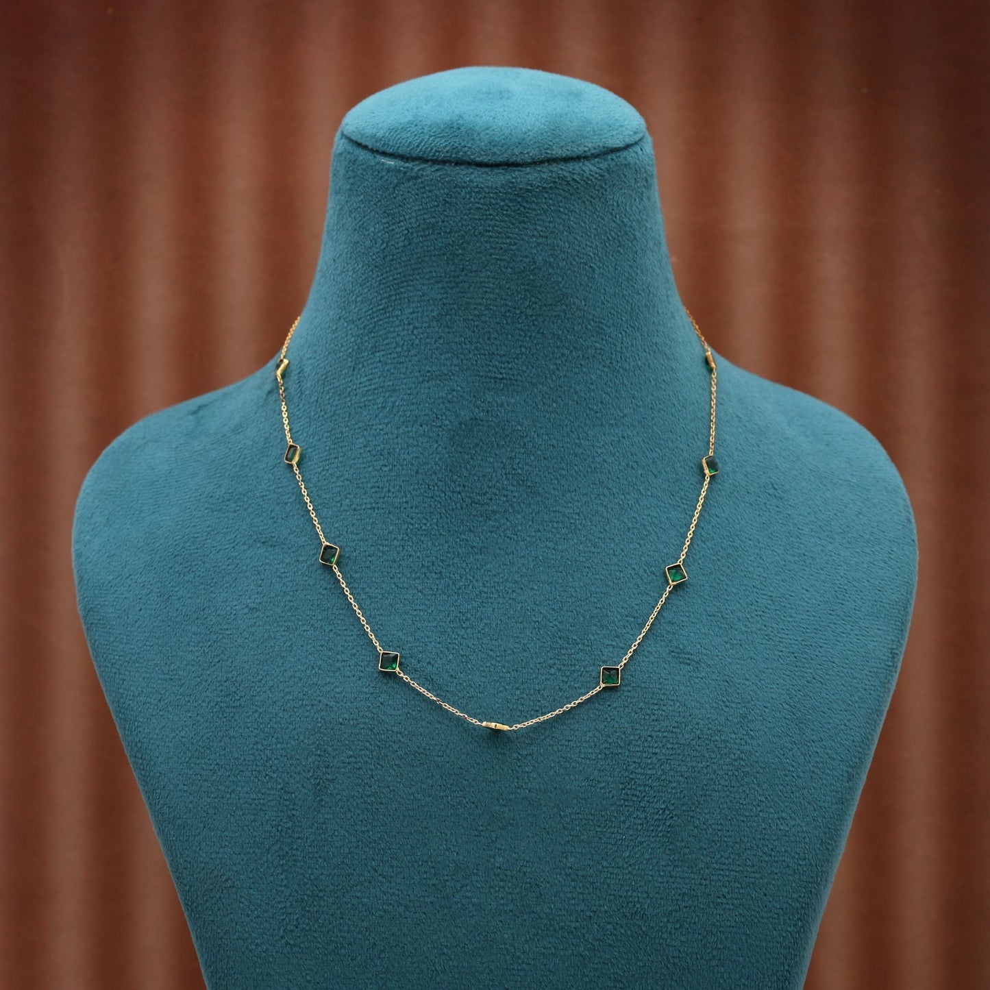 Grüne Modekette Halskette mit minimalistischem Design und elegantem Finish
