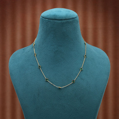 Grüne Modekette Halskette mit minimalistischem Design und elegantem Finish