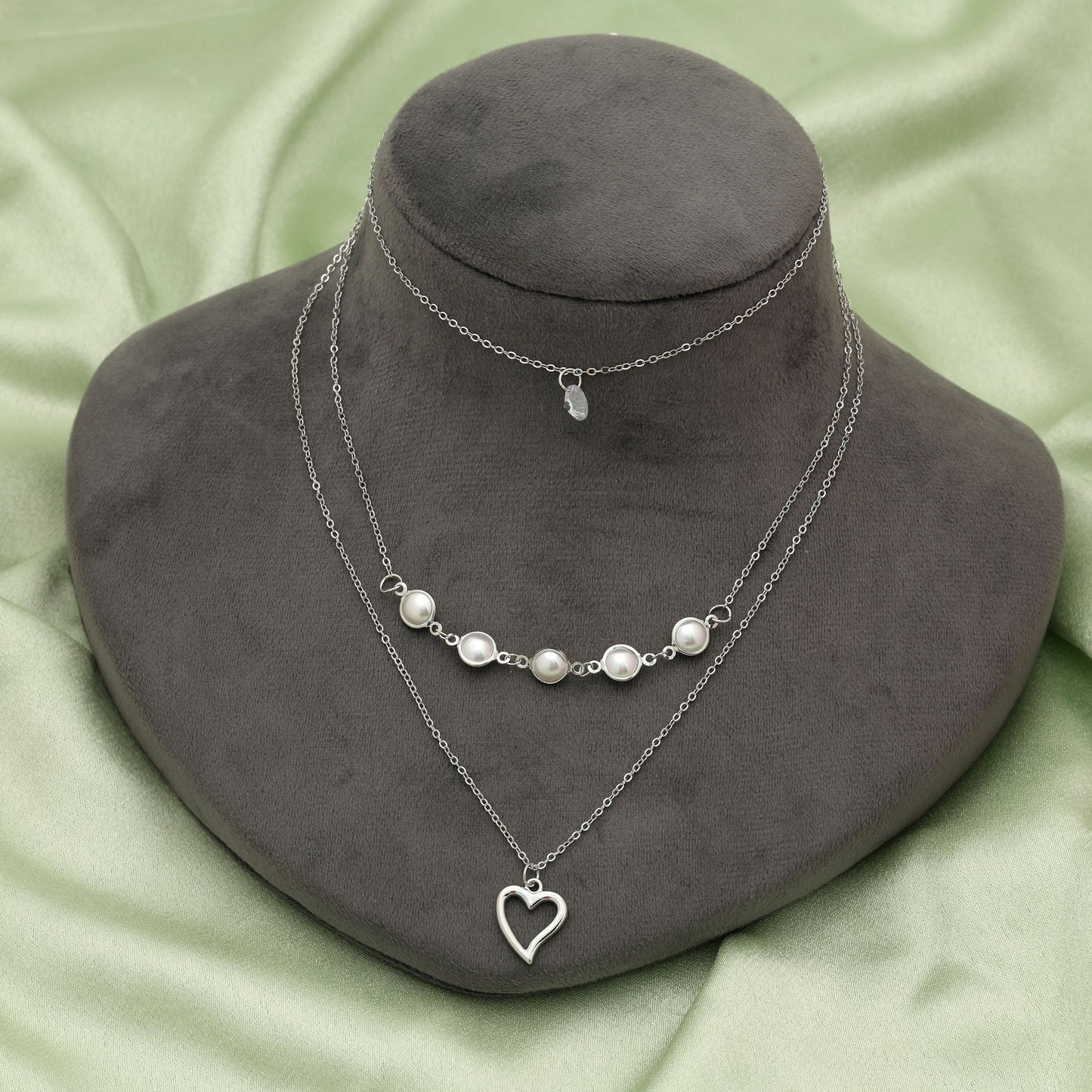 Silberfarbene mehrlagige Halskette Klassischer moderner Layering-Schmuck