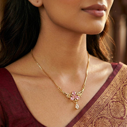 Charming Light Pink Color Glass Stone Trendy Fashion Necklace Piece