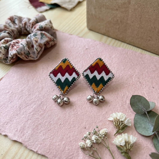 Stilvolle Mehrfarbige Handgemachte Ohrringe Lebendiger Festlicher Statement-Schmuck