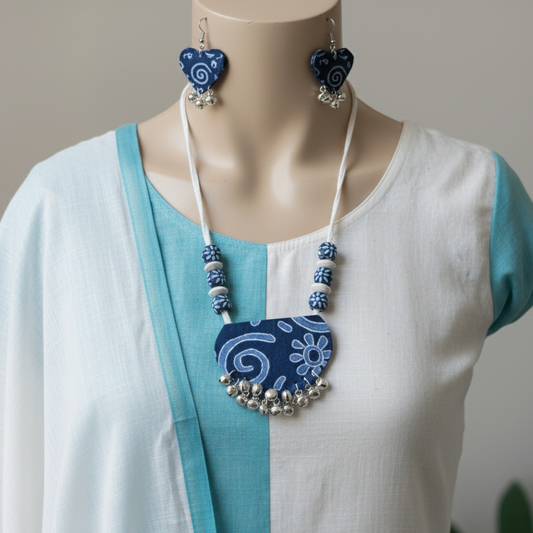 Elegant Blue Color Wooden Handcraft Necklace Set For Ethnic And Party Wear