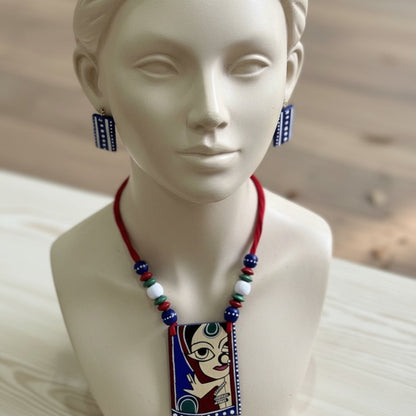 Multi Color Wooden Handcraft Necklace Set Designed With Artistic Handmade Beadwork For Girls