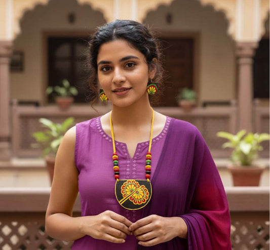Multi Color Wooden Handcraft Necklace Set With Beautifully Polished Beads For Daily Outfits