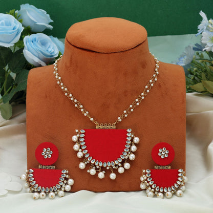 Rote Holz-Handarbeitskette Set Elegante Designer Traditionelle Festliche Schmuckkollektion