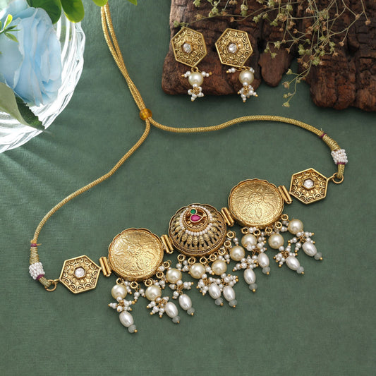 White Color Oxidised Pachi Kundan Necklace Set Featuring Elegant Traditional Jewelry Appeal