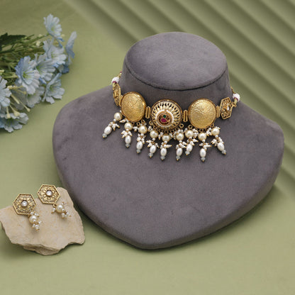 White Color Oxidised Pachi Kundan Necklace Set Featuring Elegant Traditional Jewelry Appeal