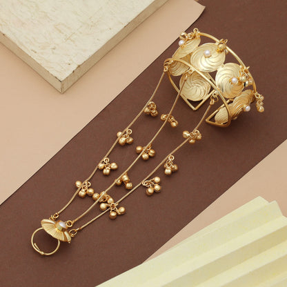 White Color Hath Phool Elegant Wedding Hand Jewelry Traditional Ethnic Style