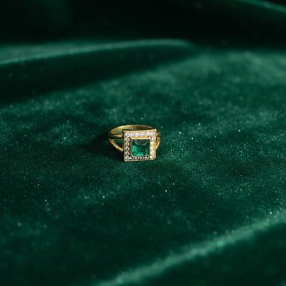 Grüne Designer-Moderinge Stilvoller Traditioneller Schmuck