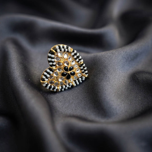 Schwarze modische Ringe – elegantes Design für jeden Tag