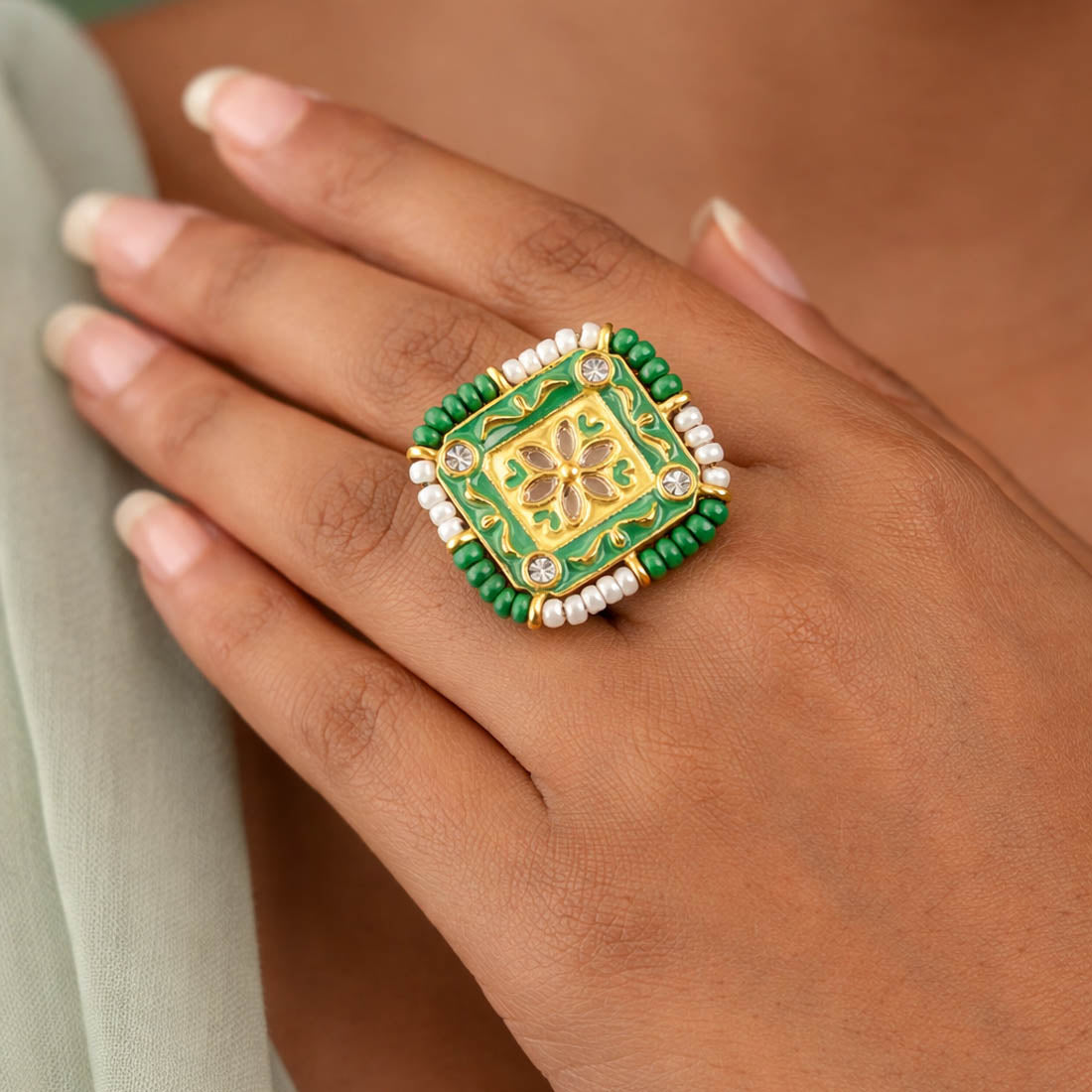 Grüne Farbe Meena-Arbeit Moderinge Stilvoller Ethno-Schmuck