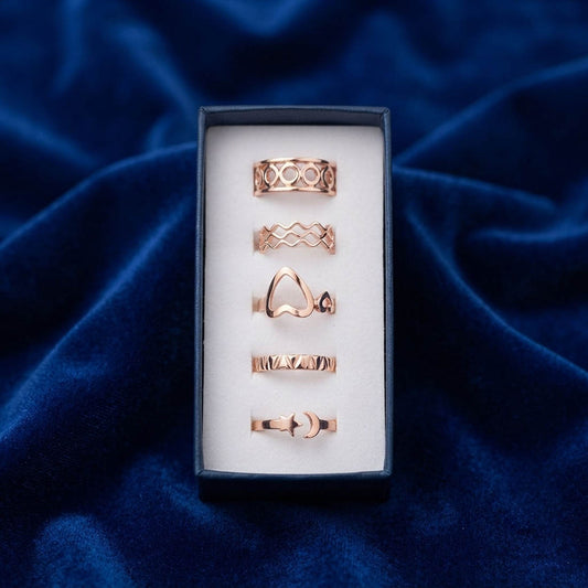Goldfarbene, sortierte Design-Moderinge, Kombi-Packung mit 5 eleganten Statement-Modeaccessoires