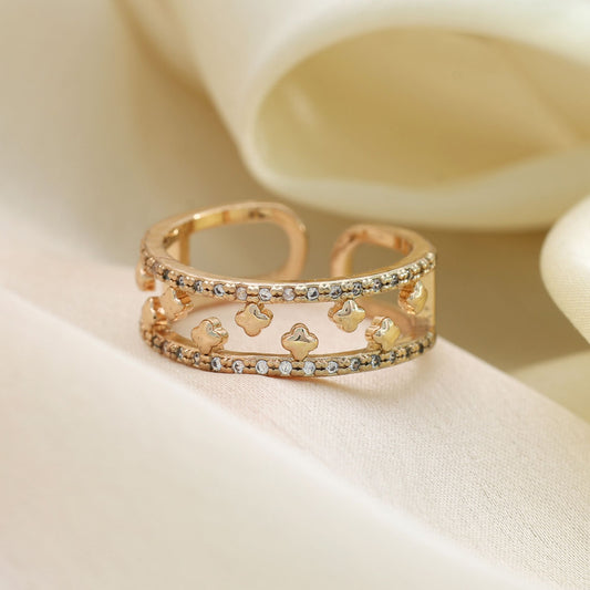 Gold Color Fashion Rings With Trendy Modern Minimal Jewelry Look