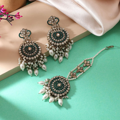 Graceful Green Color Kundan Earrings Tikka Set Perfect For Every Occasion
