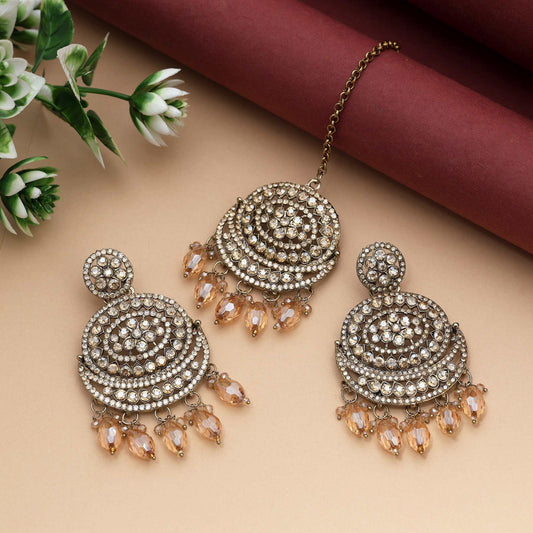 Gold Color Kundan Earrings Tikka Set Featuring Elegant Ethnic Handmade Polished Craftwork