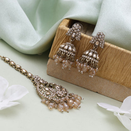 Gold Color Kundan Earrings Tikka Set With Elegant Wedding Ready Kundan Earrings