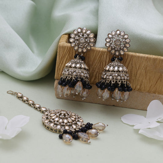 Black Color Kundan Earrings Tikka Set For Bold Traditional Kundan Earrings Looks