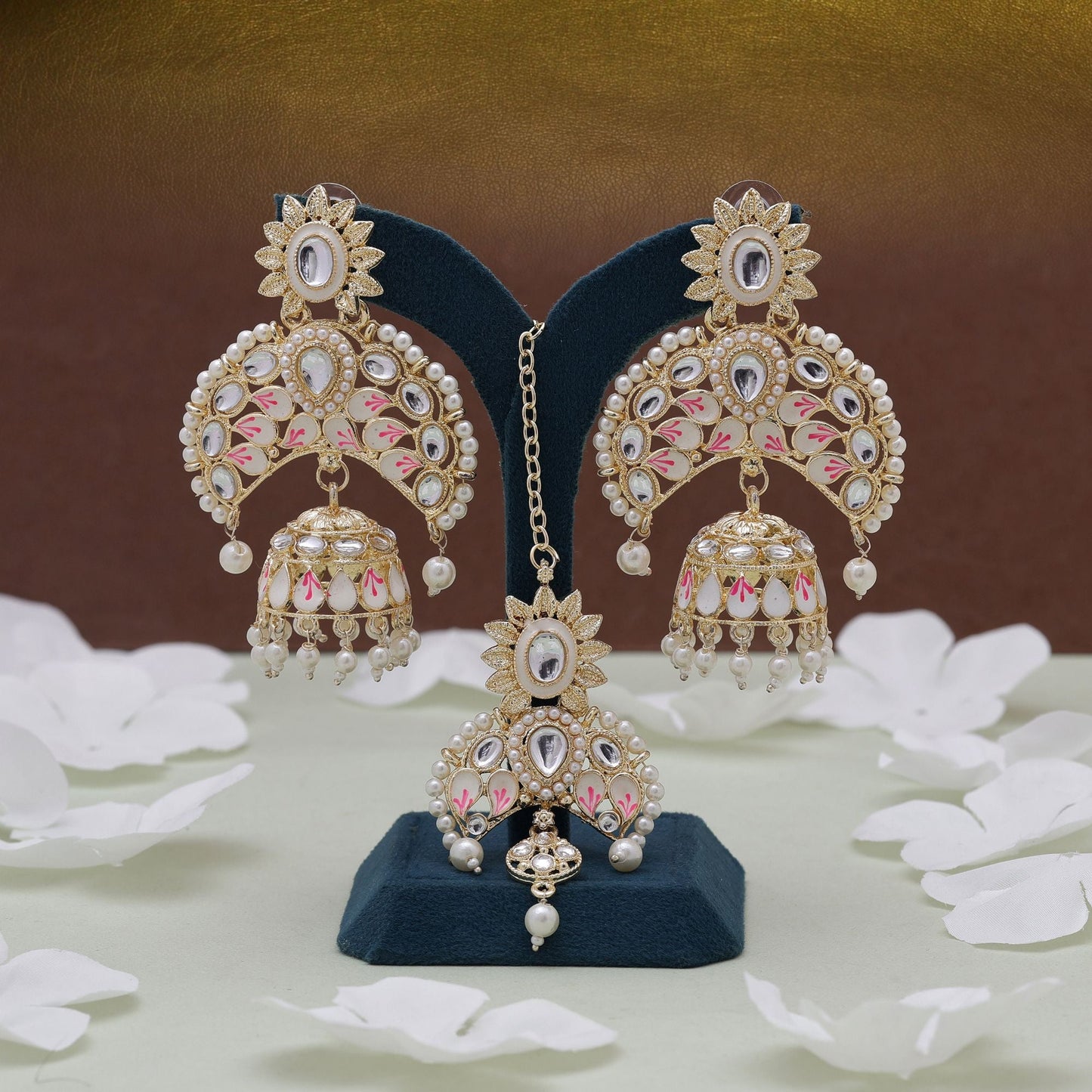 White Color Meena Work Kundan Earrings Tikka Set With Graceful Ethnic Kundan Earrings