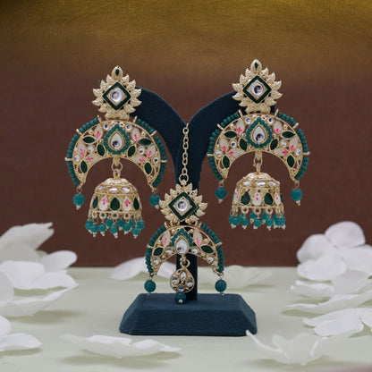 Green Color Meena Work Kundan Earrings Tikka Set Designed For Cultural Kundan Earrings