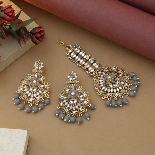 Grey Color Kundan Earrings Tikka Set With Contemporary Traditional Kundan Earrings
