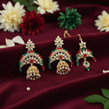 Red & Green Color Kundan Earrings Tikka Set With Heritage Kundan Earrings