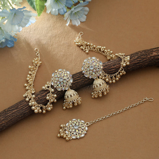 White Color Kundan Earrings Tikka Set Elegant Bridal Ethnic Jewelry Collection Design