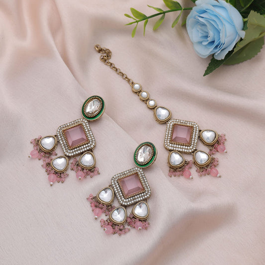 Premium Hellrosa Kundan Ohrringe Tikka Set für Hochzeitsanlass Mode