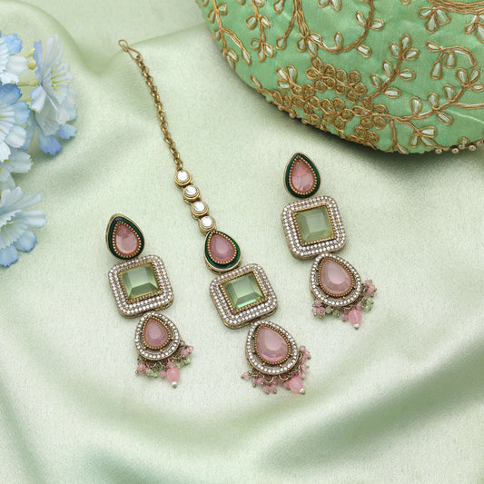Elegantes Kundan-Ohrring-Tikka-Set in Pistaziengrün & Pink für festliche Anlässe
