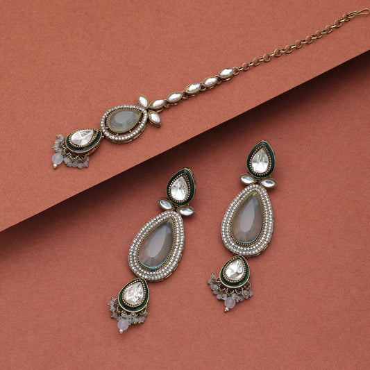 Kundan-Ohrringe-Tikka-Set in Royal Sky Blue für Brautpartys