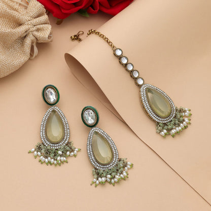 Royal Pista Green Kundan Ohrringe Tikka Set mit festlicher Brautschmuck-Optik