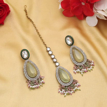 Kundan Tikka-Ohrring-Set in Royalem Pistaziengrün und Rosa für Damen