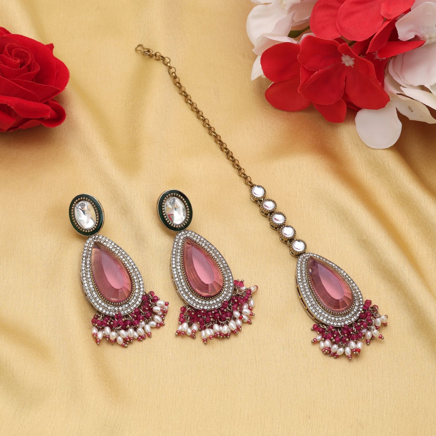 Stylish Rani Color Kundan Earrings Tikka Set With Rich Traditional Artwork Appeal