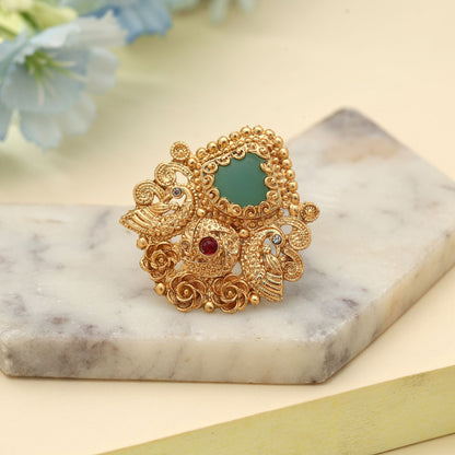 Rama-Grün Farbe Matte Goldringe Elegante Traditionelle Schmuck mit Minimalistischen Design
