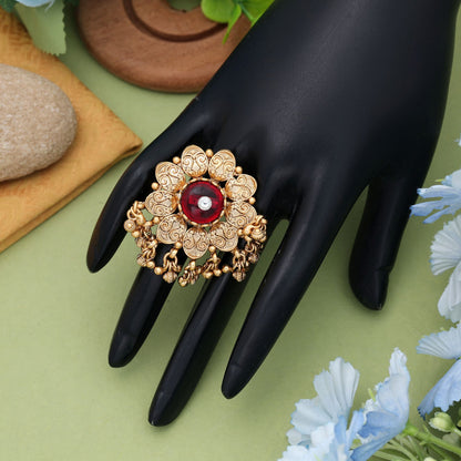 Rotgold Mattgoldringe Stilvolle traditionelle Schmuckkollektion