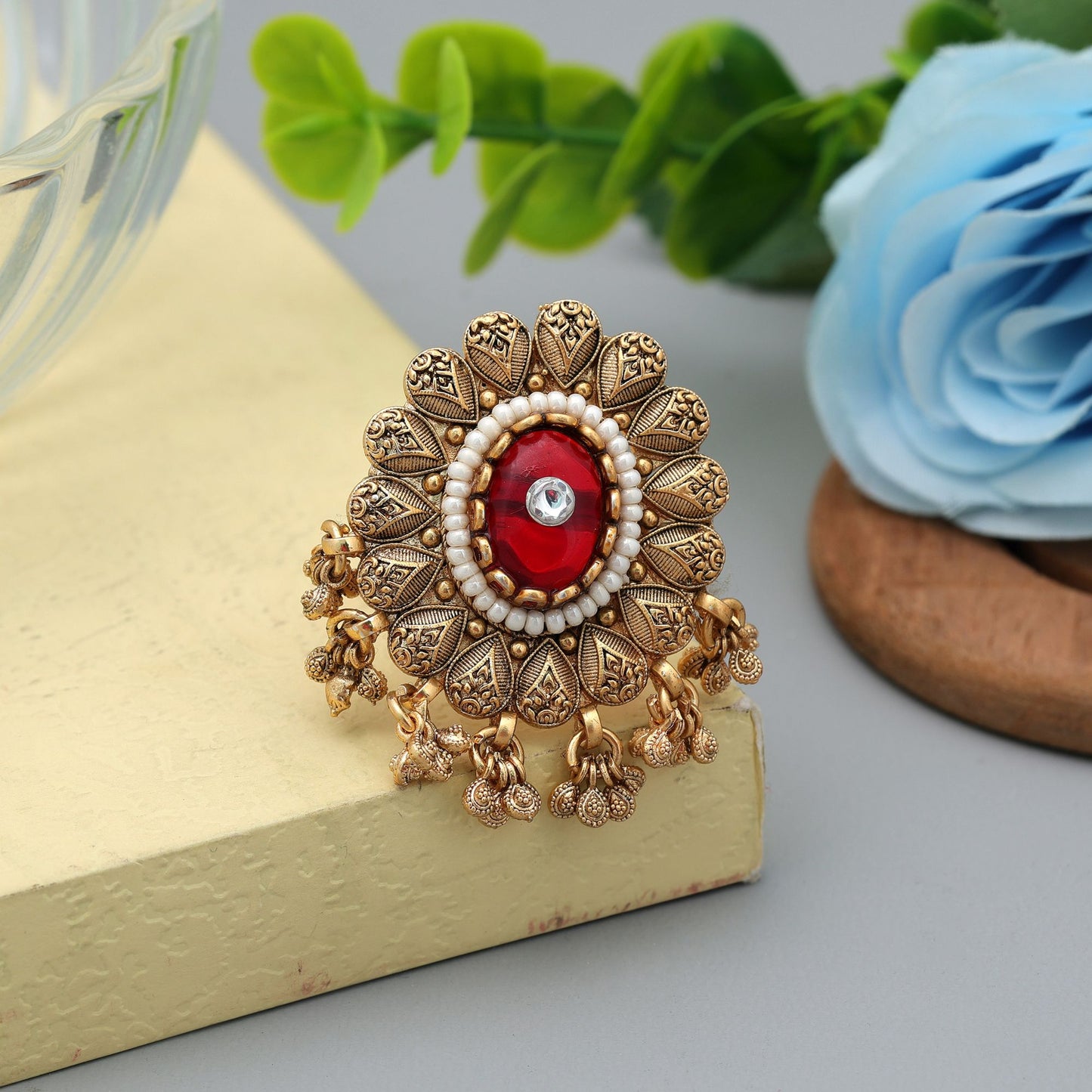 Roter matter Goldschmuck Designer Festlicher Schmuck