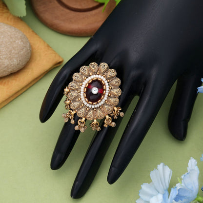 Roter matter Goldschmuck Designer Festlicher Schmuck