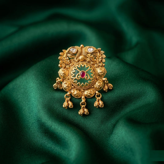 Pistaziengrüne Farbe Matte Goldringe Stilvolle ethnische Designerschmuckkollektion